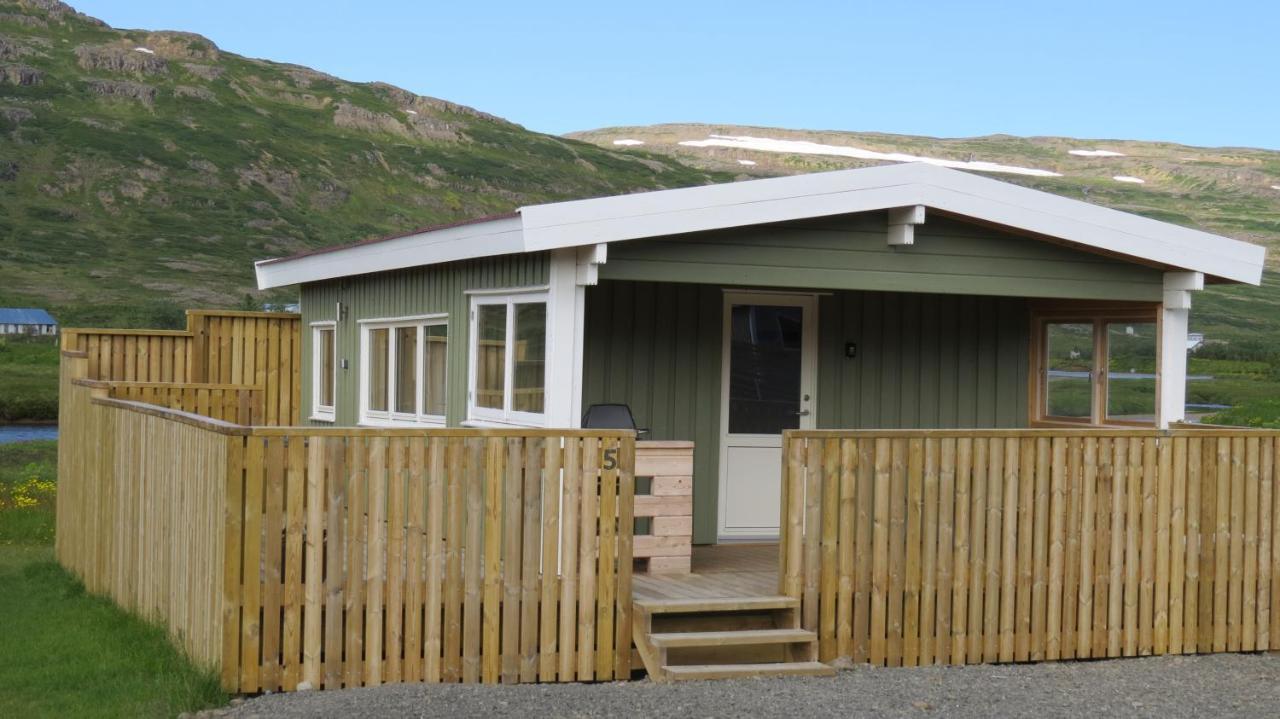 Hvammur 5 With Private Hot Tub Drangsnes Bagian luar foto